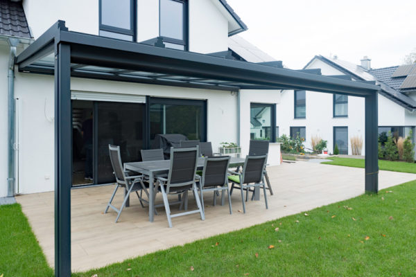 Überdachte Terrasse