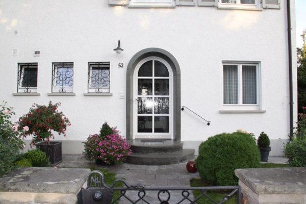Rundbogenhaustuere aus Aluminium 71083 Herrenberg