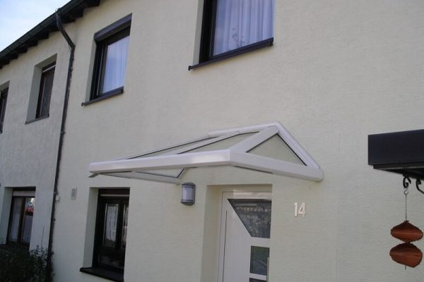 Vordach aus Aluminium Profilen eckverschweisst in 71088 Holzgerlingen