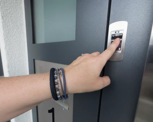 Lieber setzt auf sicheren Fingerscanner preview